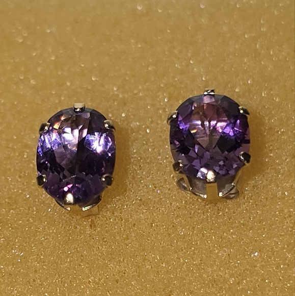 Oval Cut Amethyst & 10K Gold Earrings - Picture 5 of 8